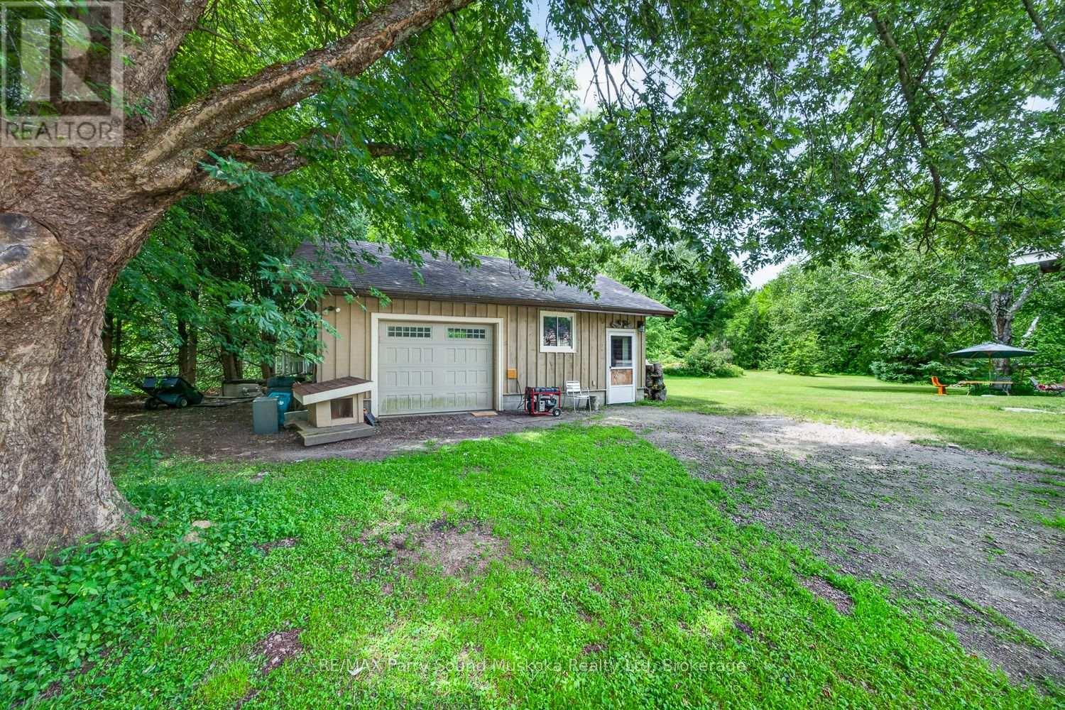 1011 ORANGE LODGE ROAD - 30