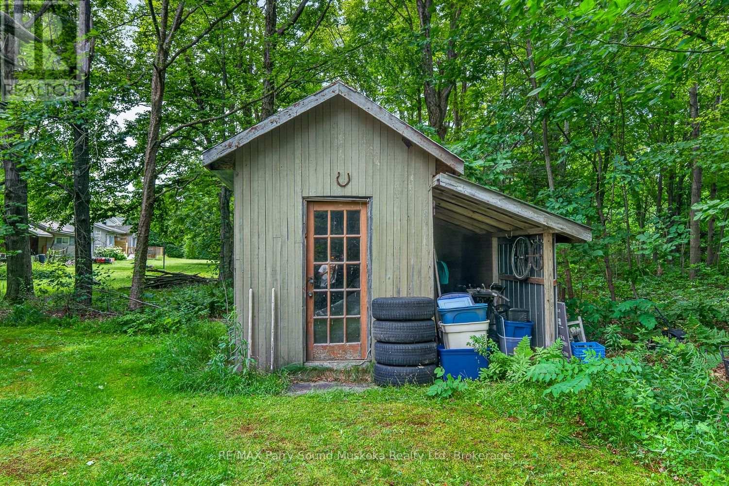 1011 ORANGE LODGE ROAD - 32