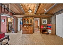 1011 Orange Lodge Road, Muskoka Lakes, ON P0C1H0 Photo 11
