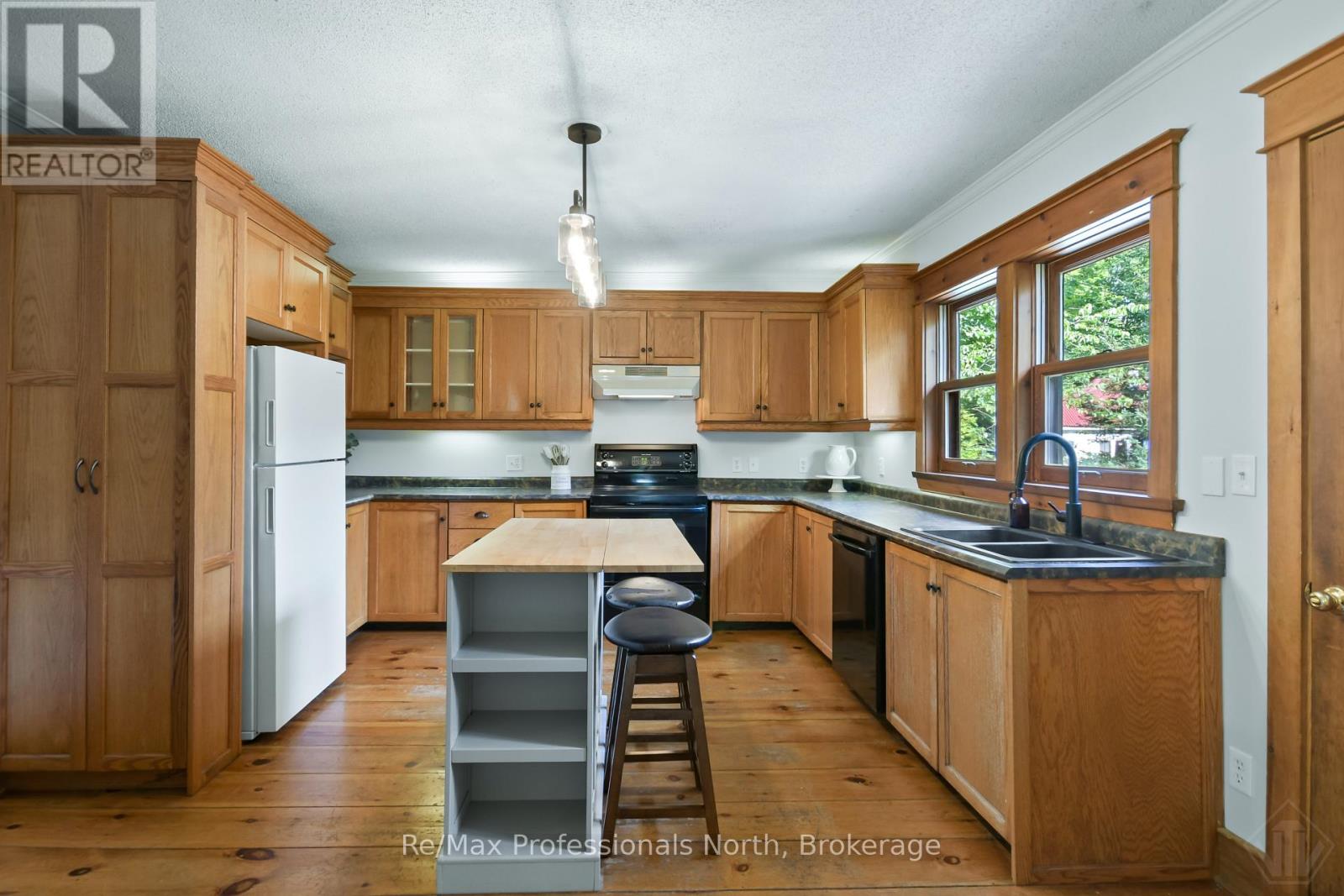 1658 HOUSEY'S RAPIDS ROAD - 13
