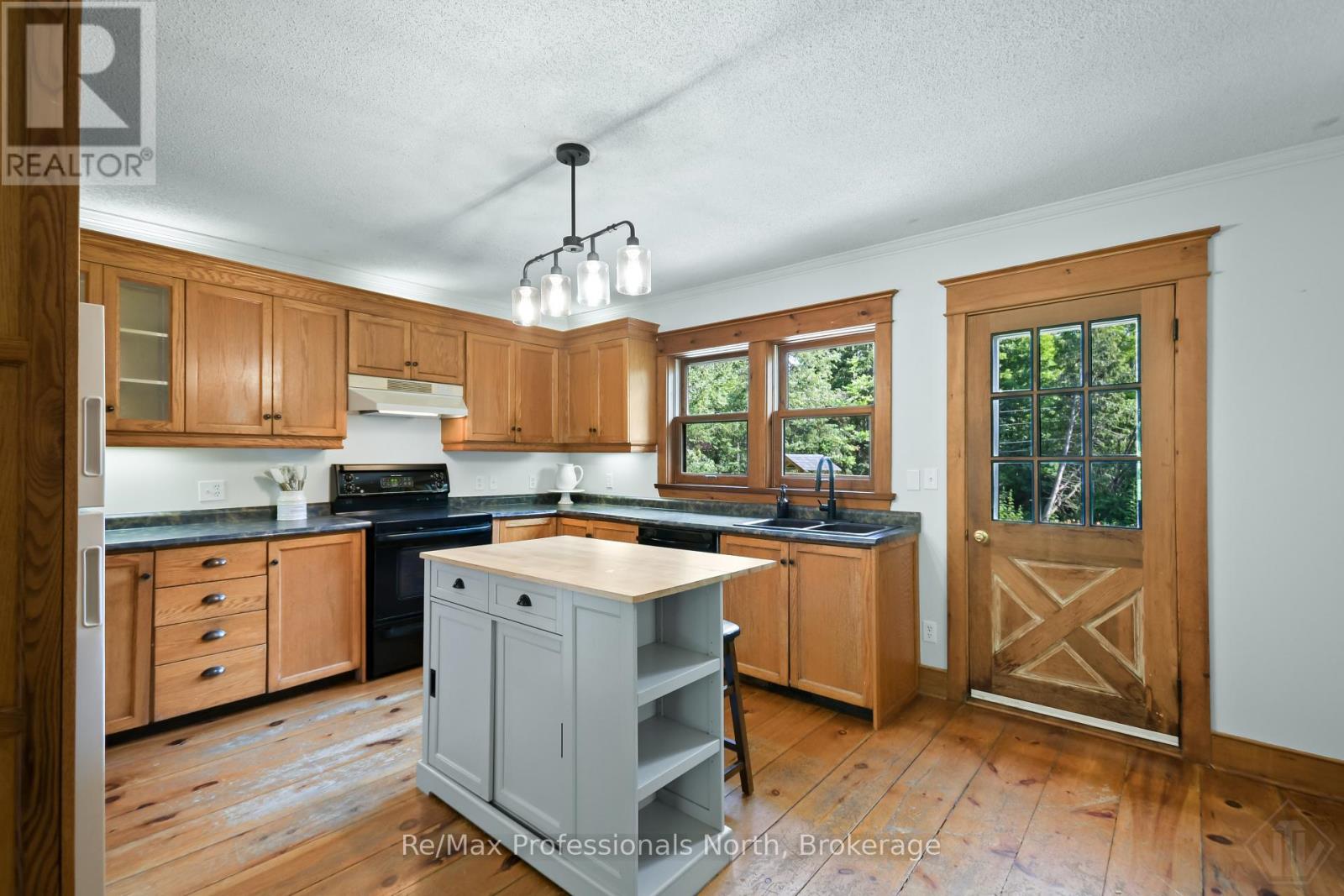 1658 HOUSEY'S RAPIDS ROAD - 14