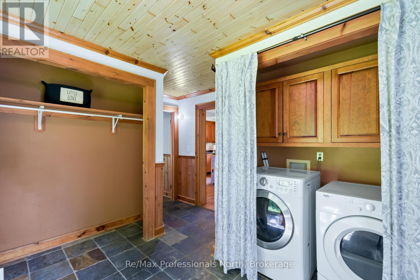 1658 HOUSEY'S RAPIDS ROAD - 17