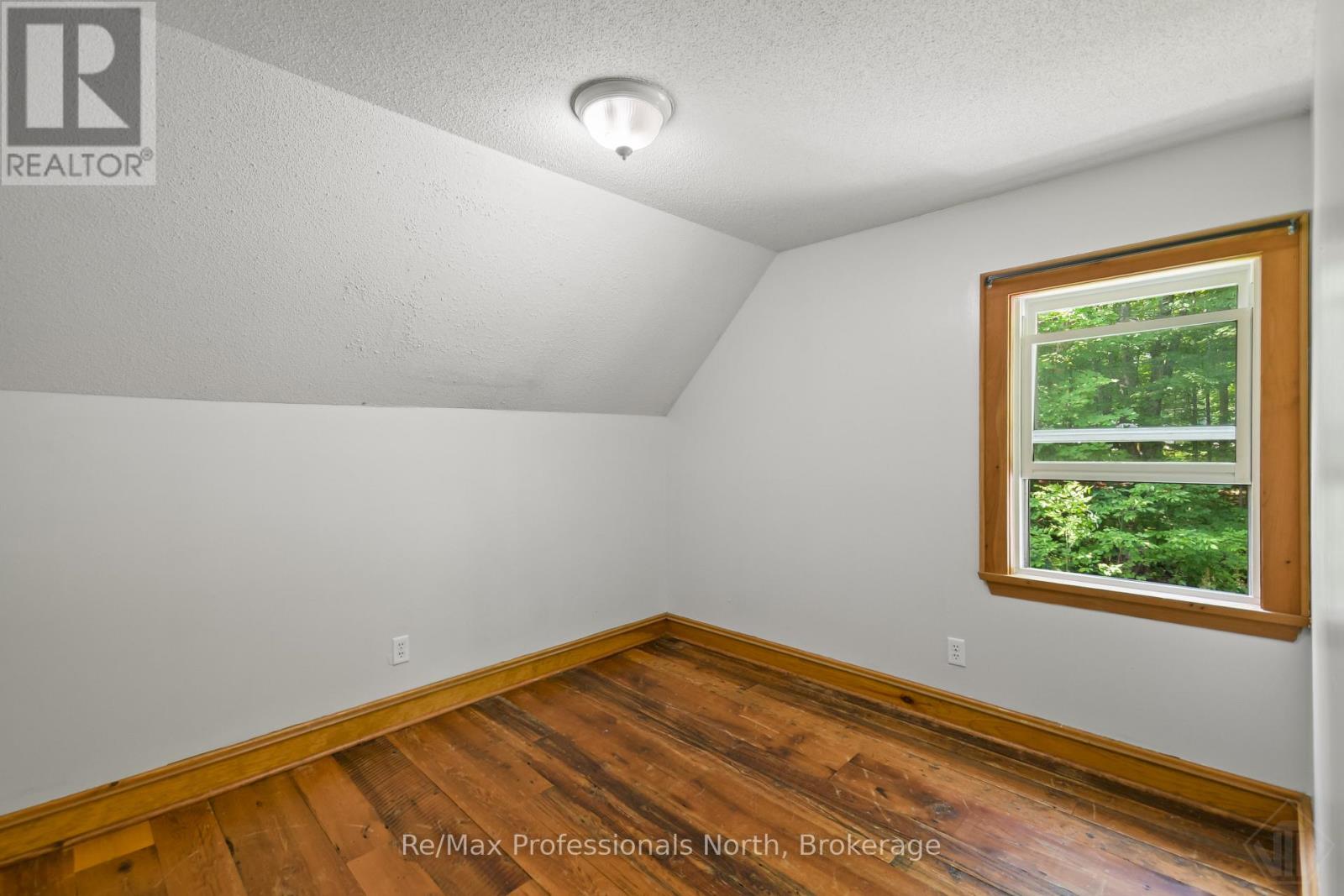 1658 HOUSEY'S RAPIDS ROAD - 27