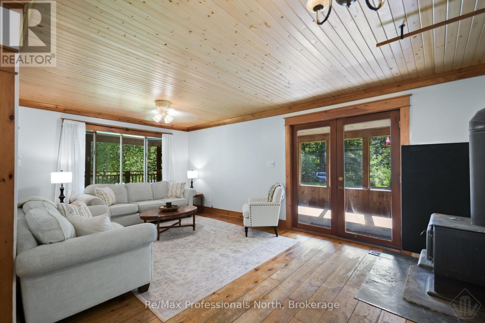 1658 HOUSEY'S RAPIDS ROAD - 9