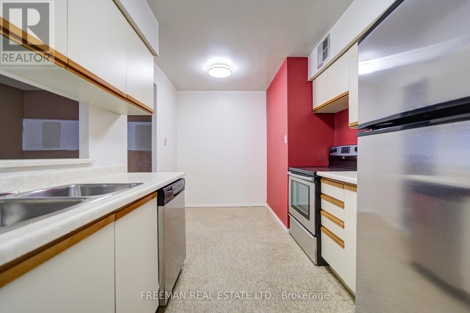 #2405 633 BAY STREET - 12