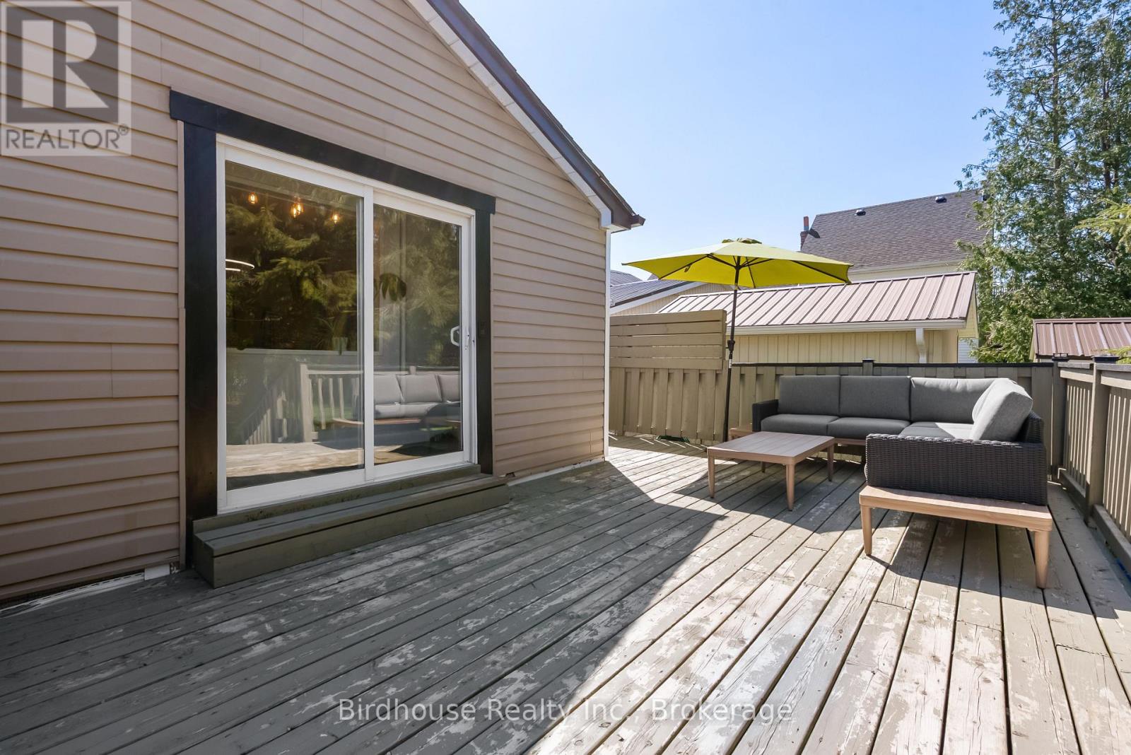 195 WILLIAM STREET N - 21