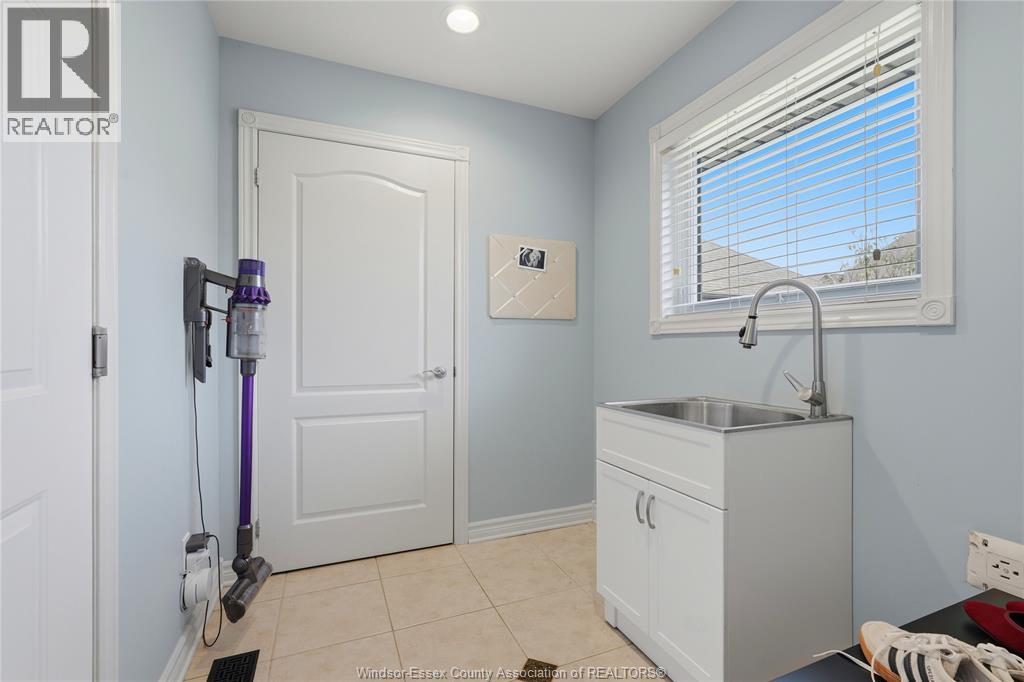 1030 CHELSEA PARK WAY - Image 25