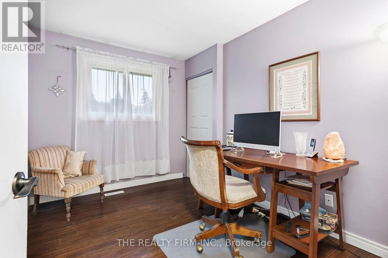 38 TAYLOR CRESCENT - 12