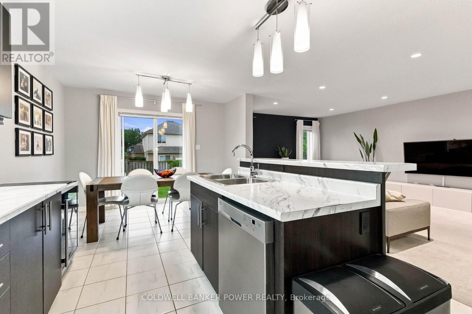 2241 BUROAK DRIVE - Image 14