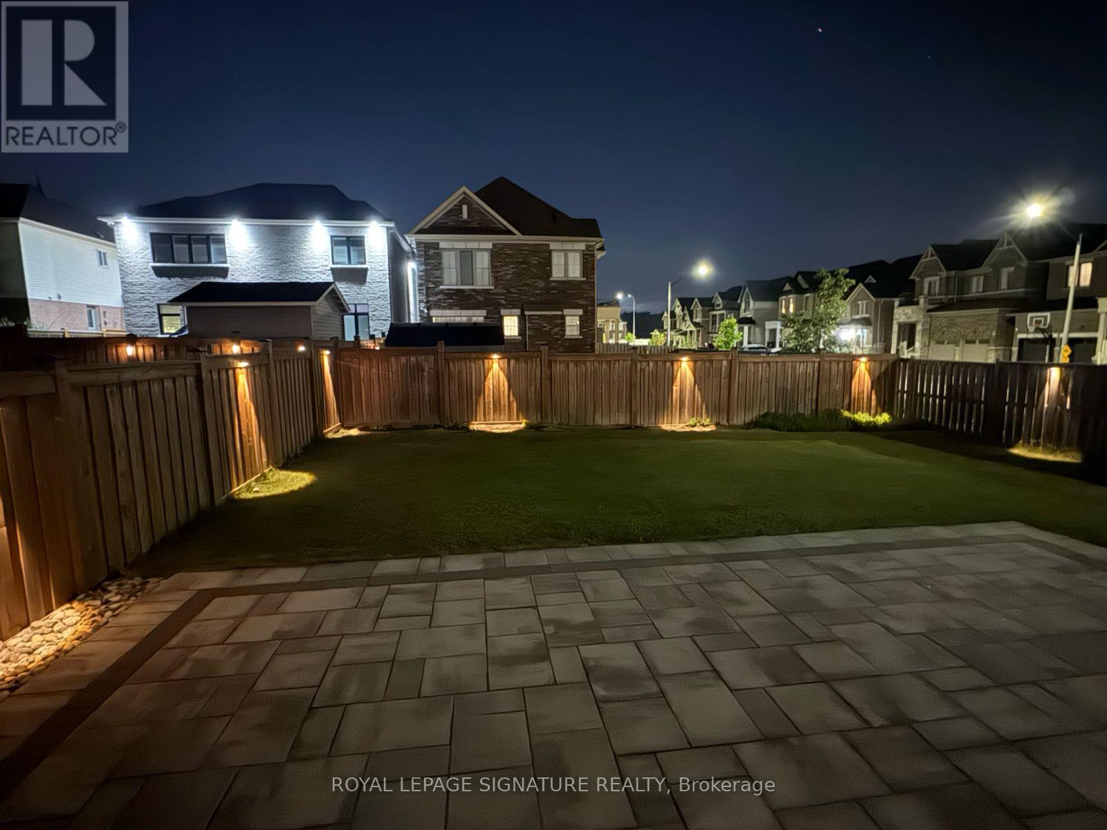 60 LOFTHOUSE DRIVE - 35
