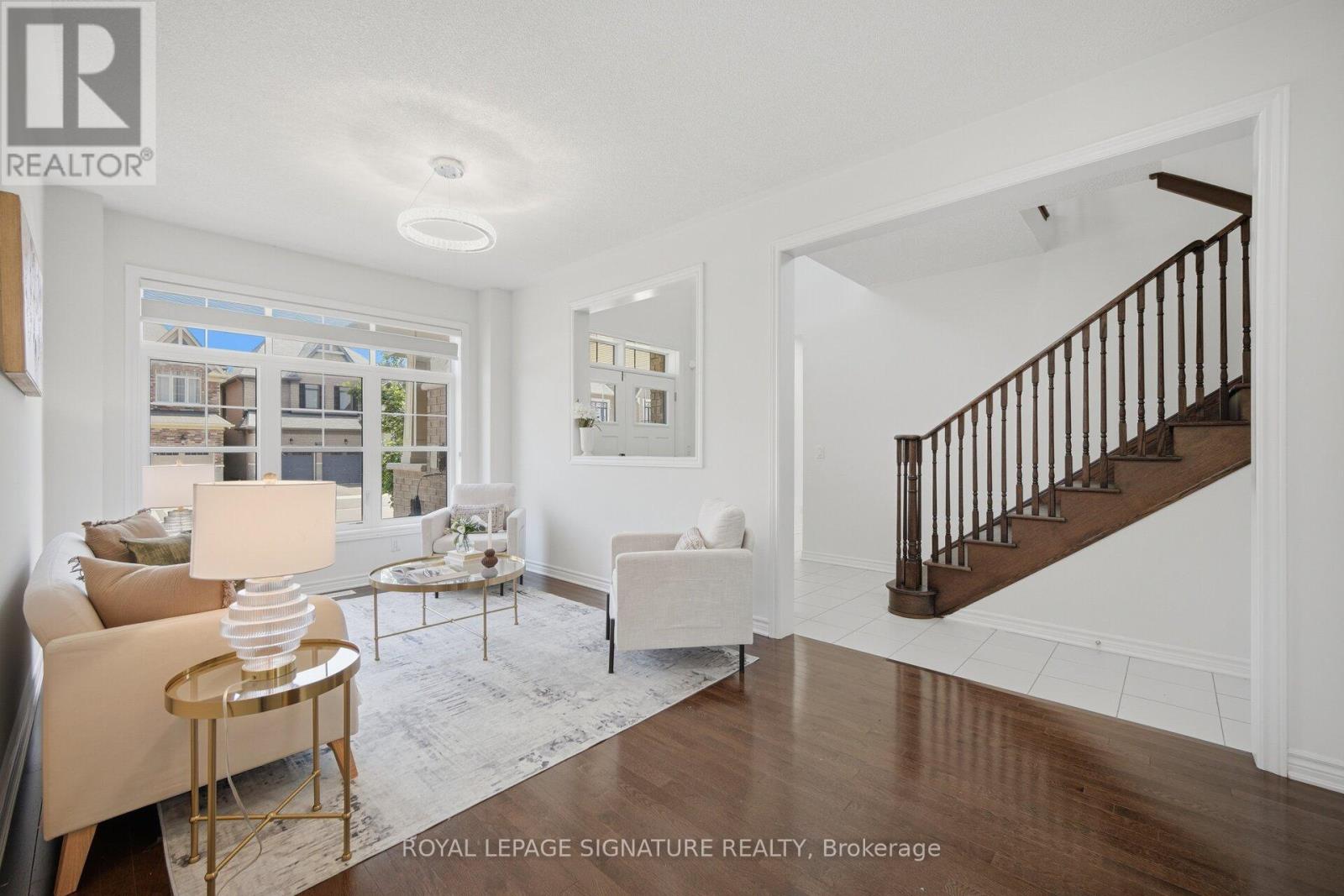 60 LOFTHOUSE DRIVE - 7