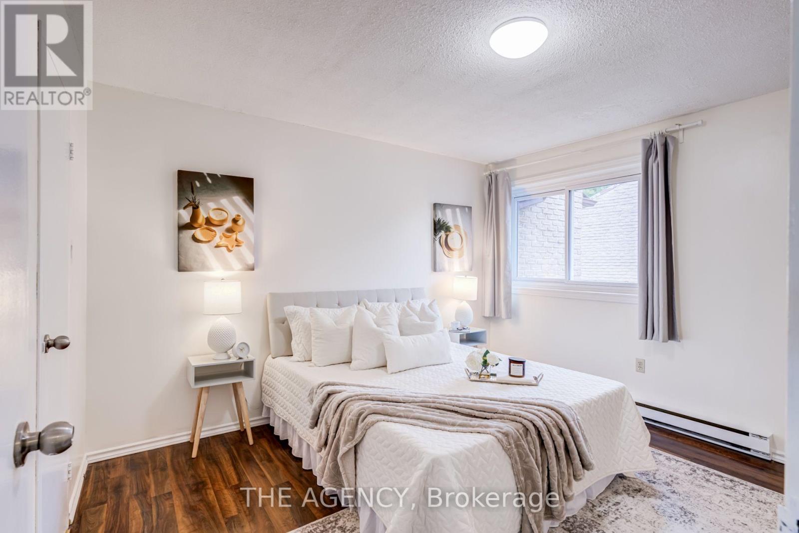 #122 50 SCARBOROUGH GOLF CLUB ROAD - 17