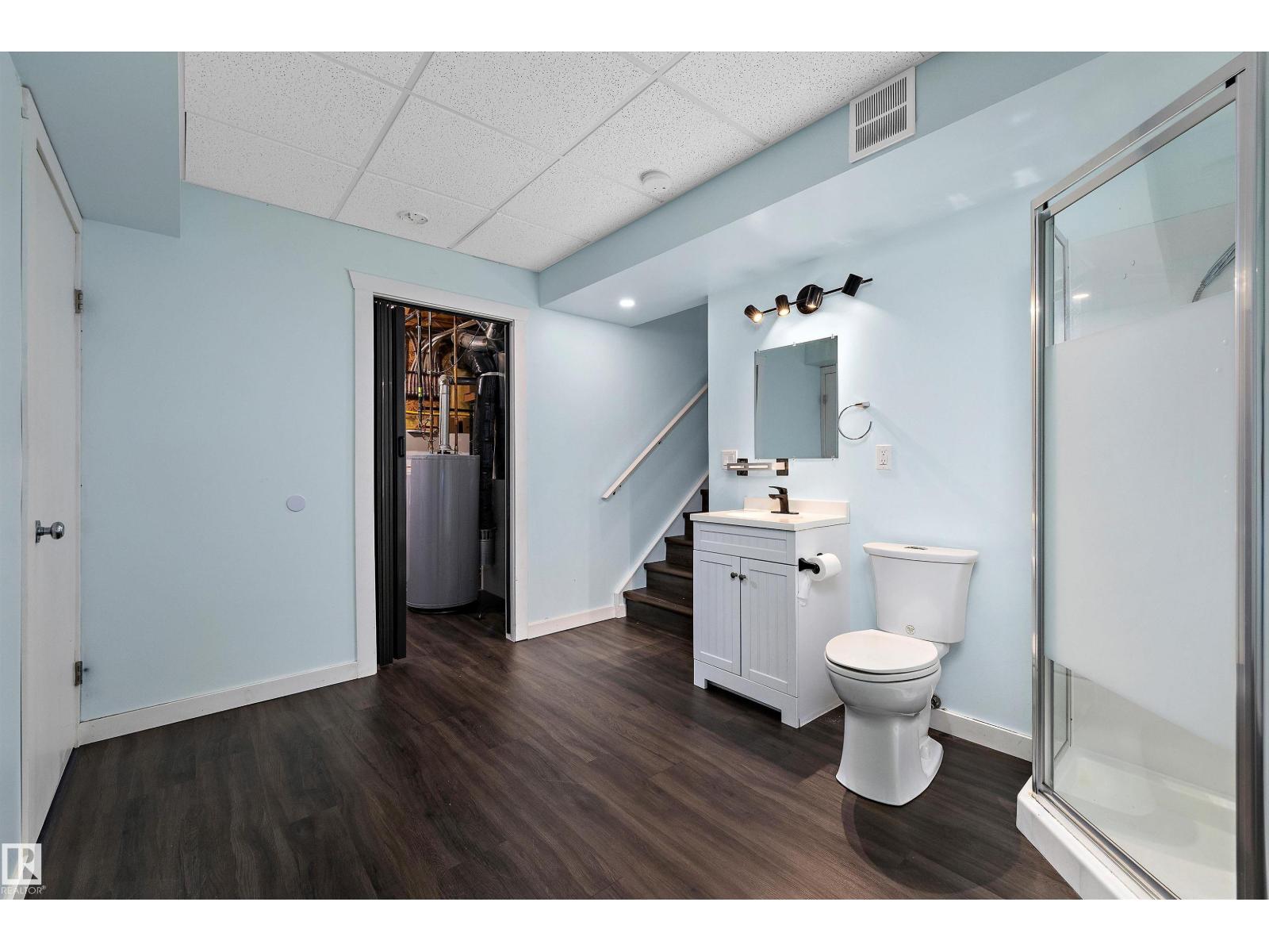 15019 133 ST NW - 32