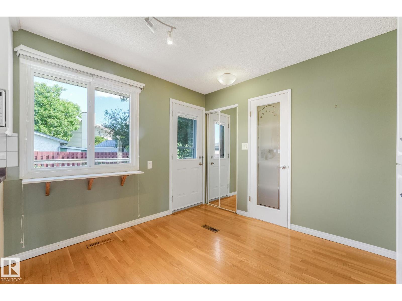 1027 HAYTHORNE RD - 20