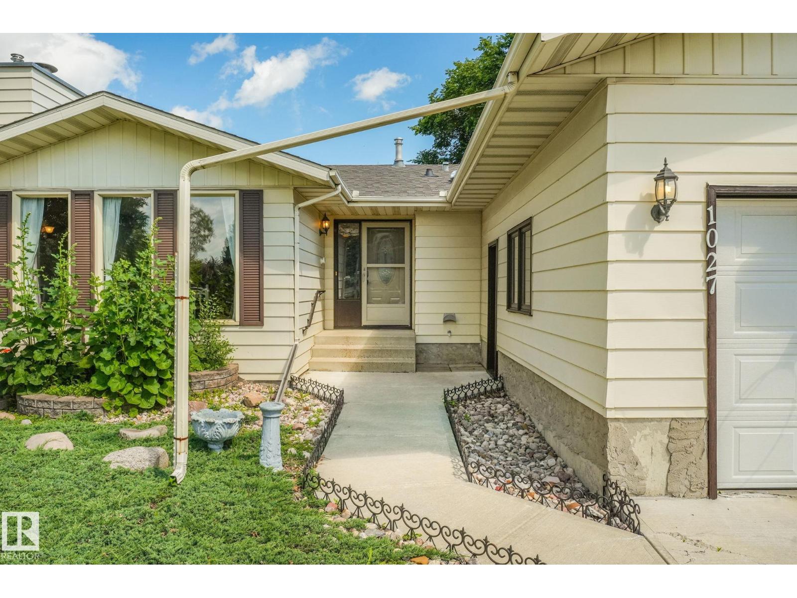 1027 HAYTHORNE RD, Woodbridge Farms, Sherwood Park photo 4