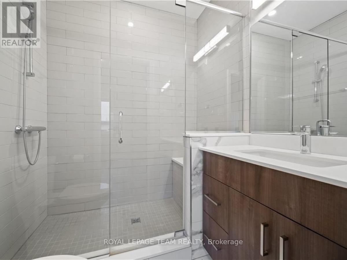 3 Bed, 3 Bath Multi-Family for Rent in Ottawa – D – 304 LANARK AVENUE, Ottawa – MLS# X13612858 - Image 15