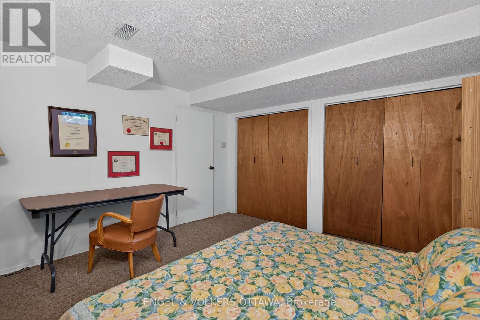 26 WINLOCK CRESCENT - Image 37