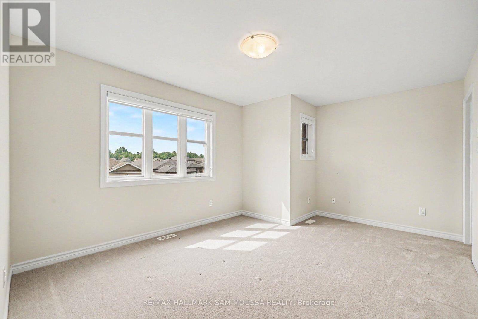 490 CENTRAL PARK BOULEVARD - 33