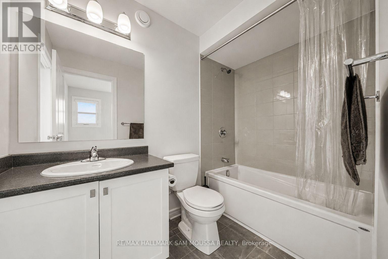 490 CENTRAL PARK BOULEVARD - 39