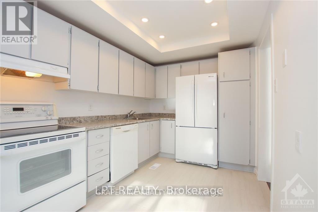 3 Bed, 3 Bath House for Rent in Ottawa – 121 ERIN CRESCENT, Ottawa – MLS# X13612922 - Image 10