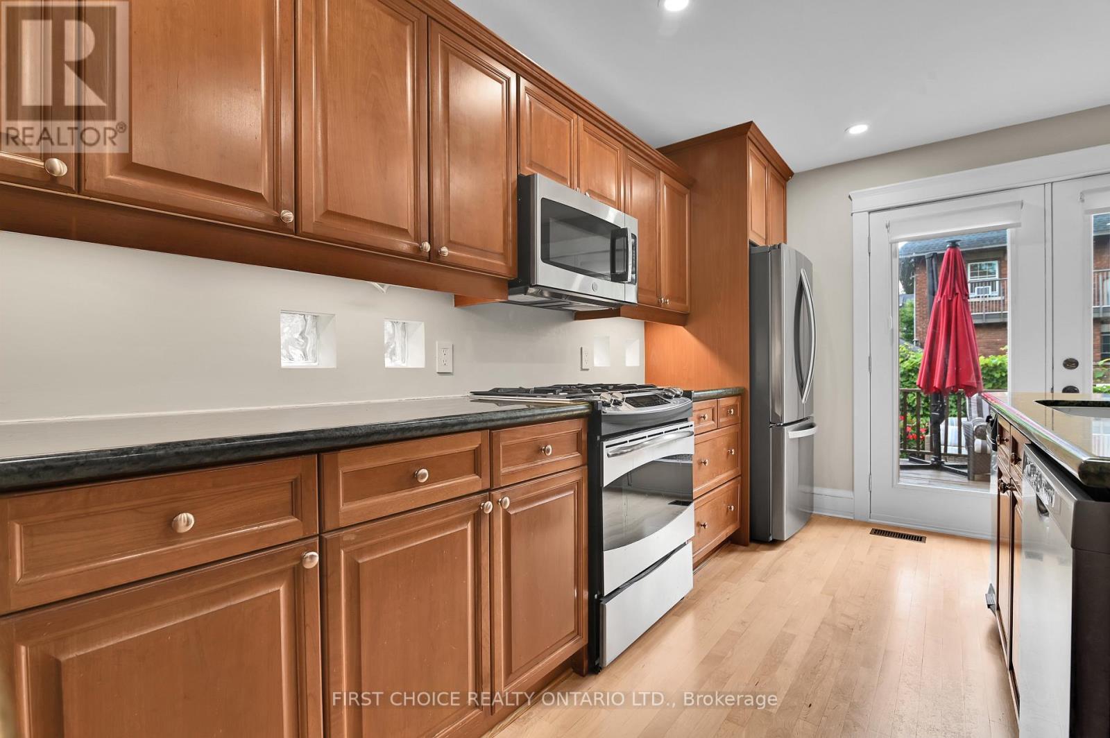 259 SECOND AVENUE - 10