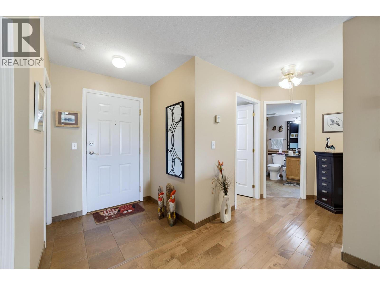#208 250 5th Street SE - 2