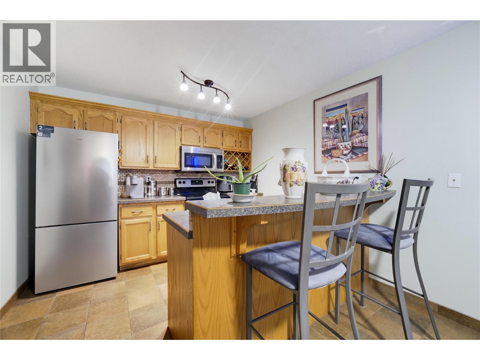 #208 250 5th Street SE - 3