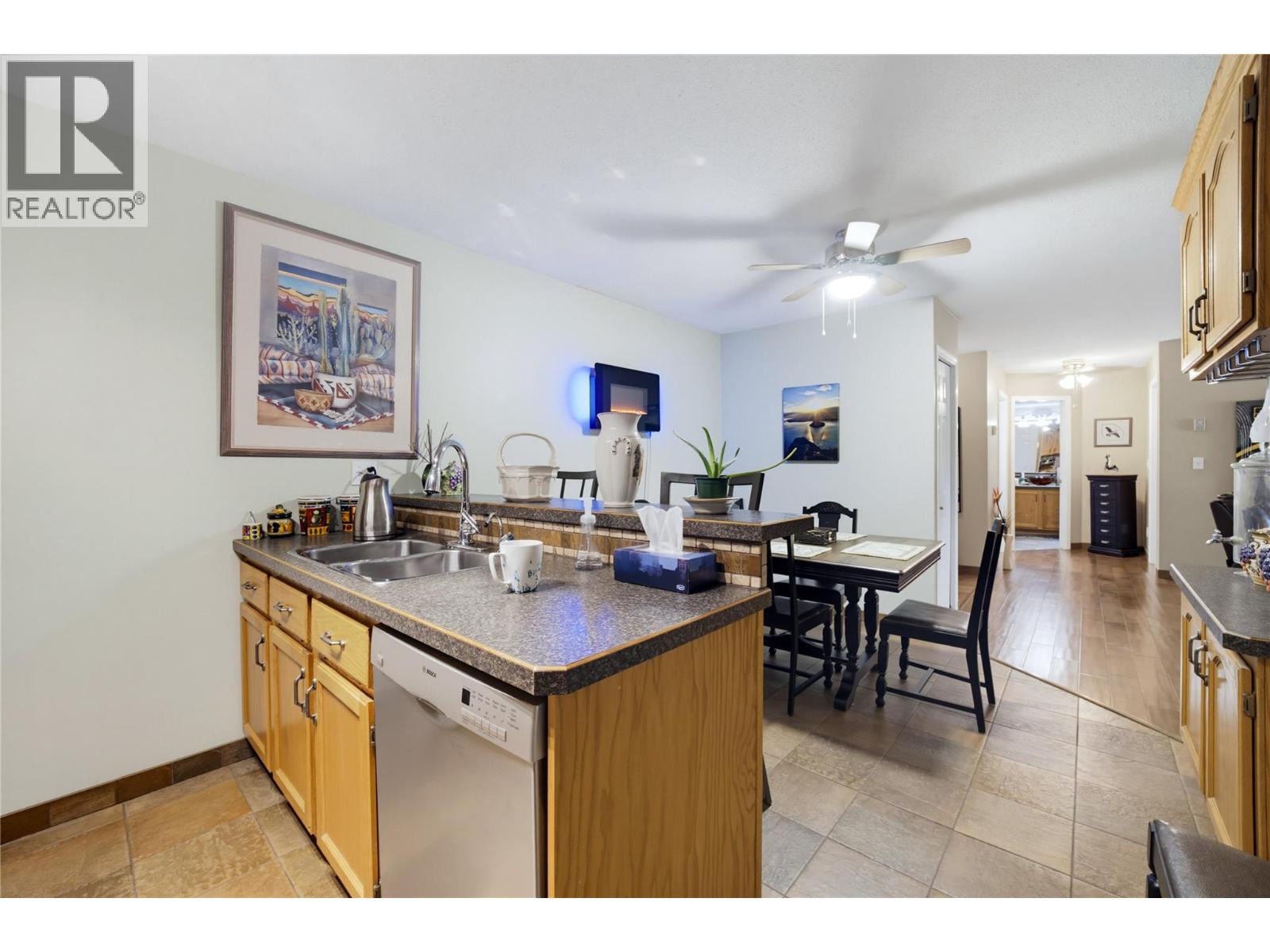 #208 250 5th Street SE - 6