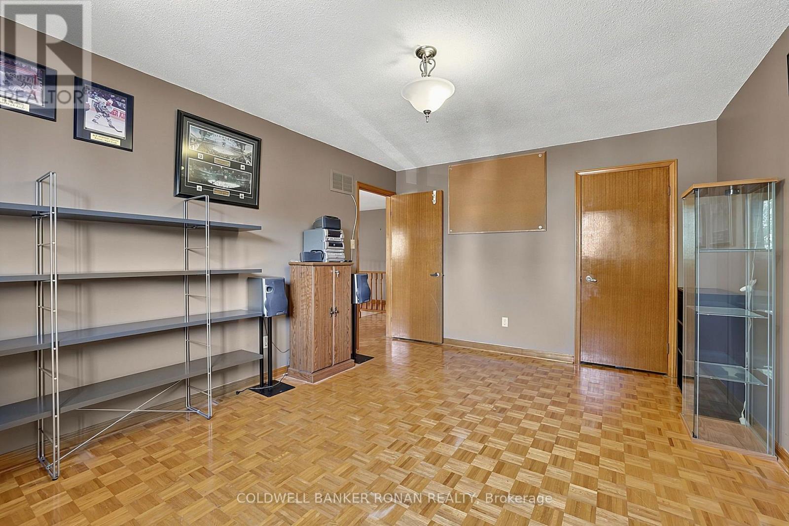 33 MAREVAN PLACE - Image 26