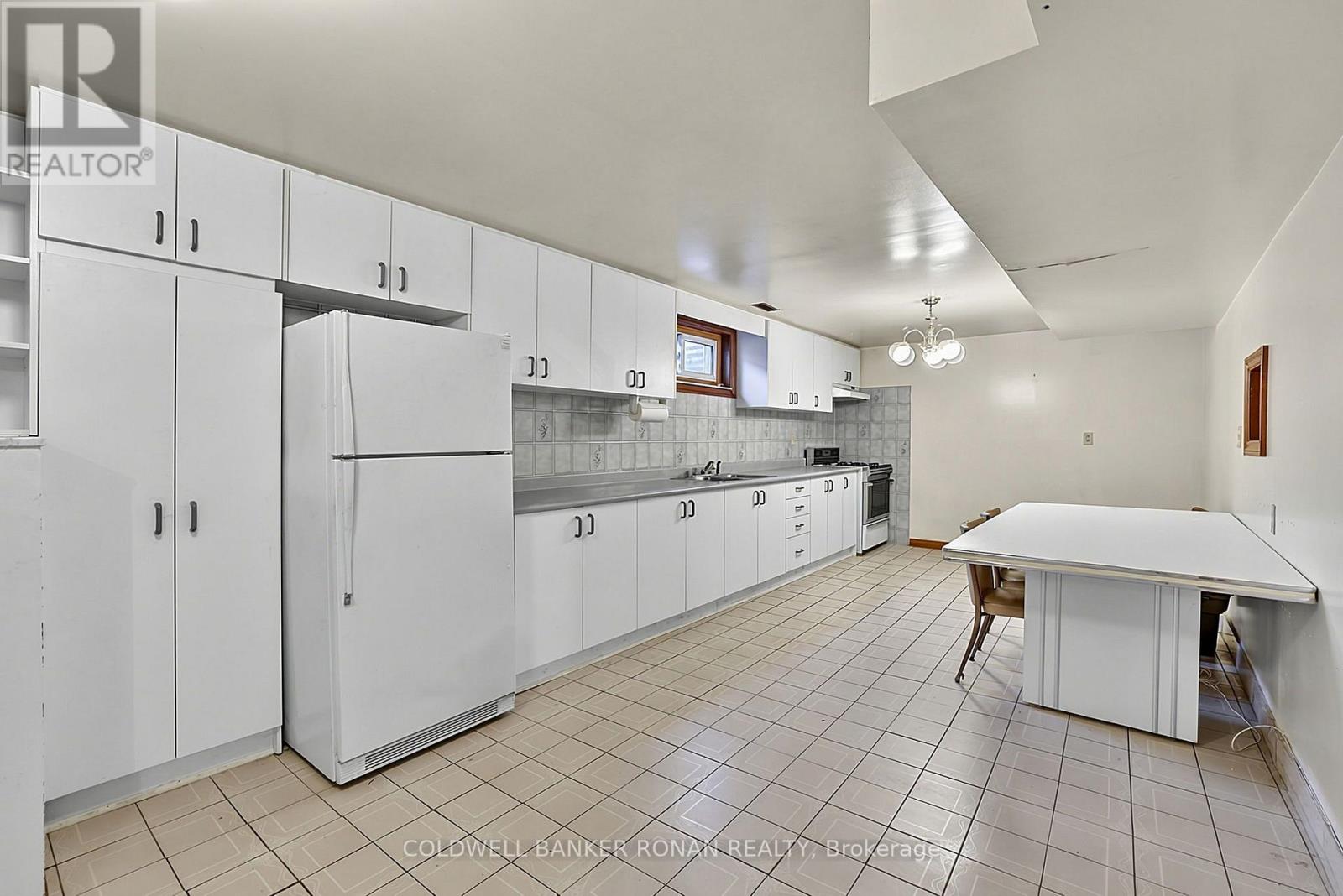33 MAREVAN PLACE - Image 31