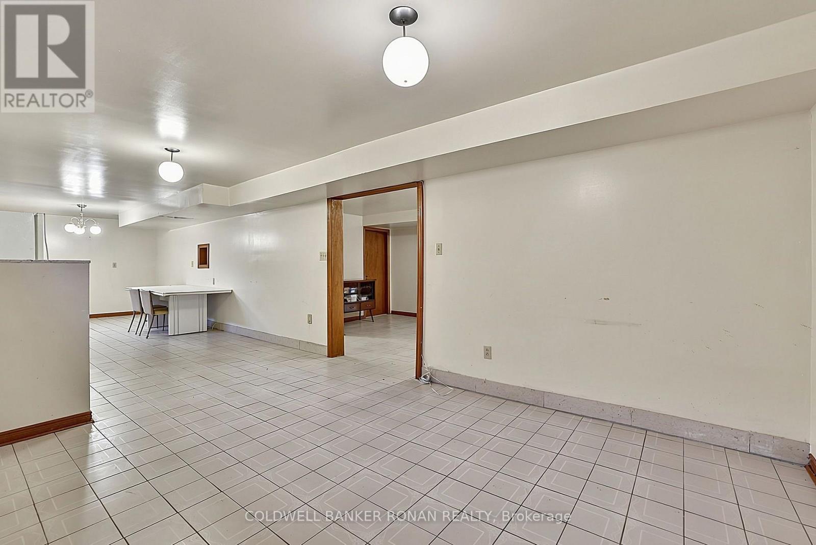 33 MAREVAN PLACE - Image 32