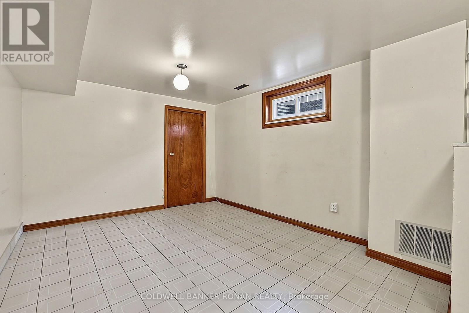 33 MAREVAN PLACE - Image 33