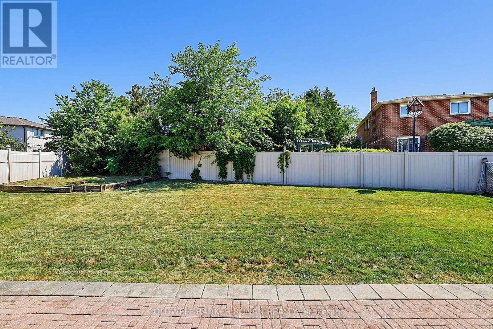 33 MAREVAN PLACE - Image 42
