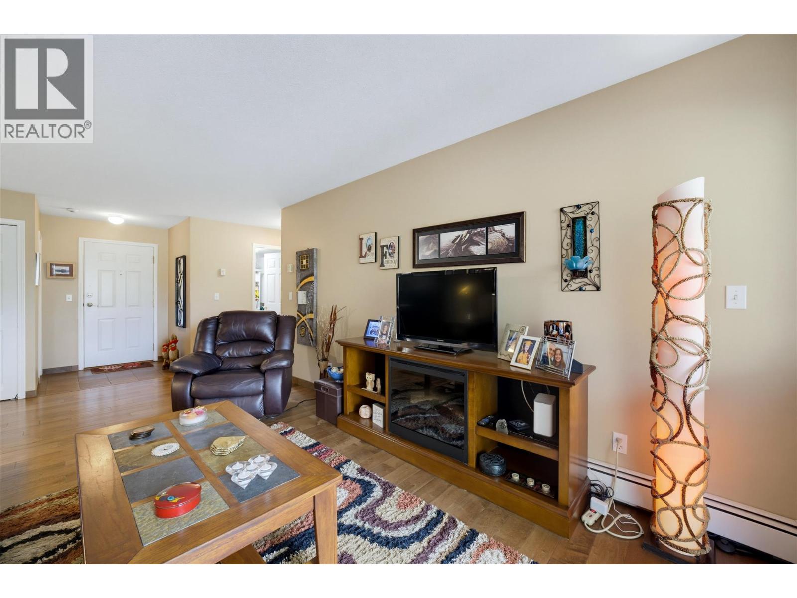 #208 250 5th Street SE - 11