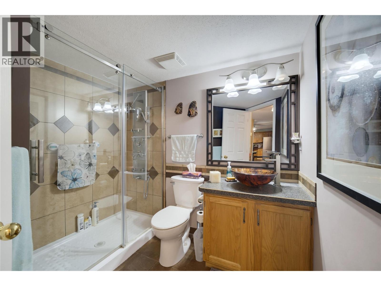 #208 250 5th Street SE - 16