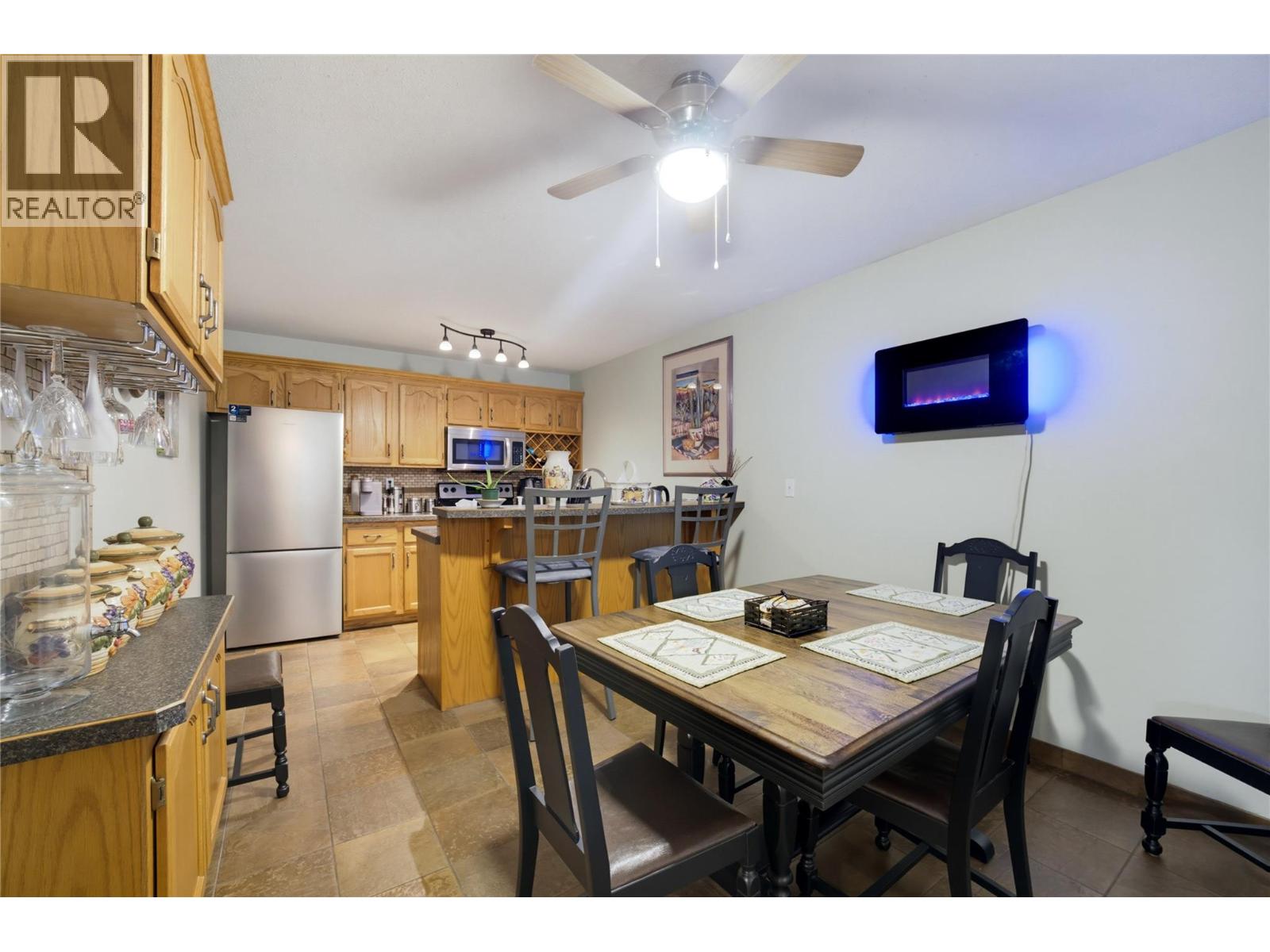 #208 250 5th Street SE - 7