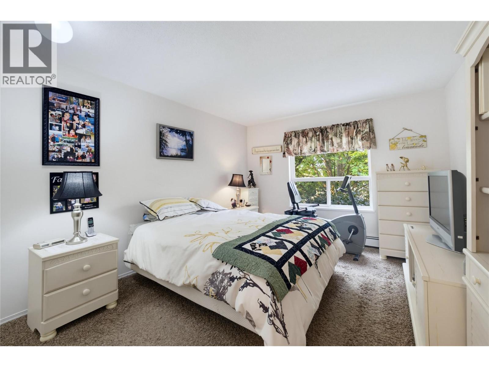 #208 250 5th Street SE - 17