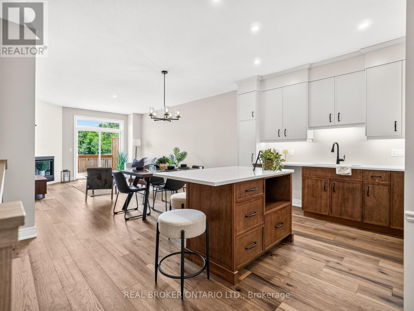20 AUSTIN DRIVE - Image 11