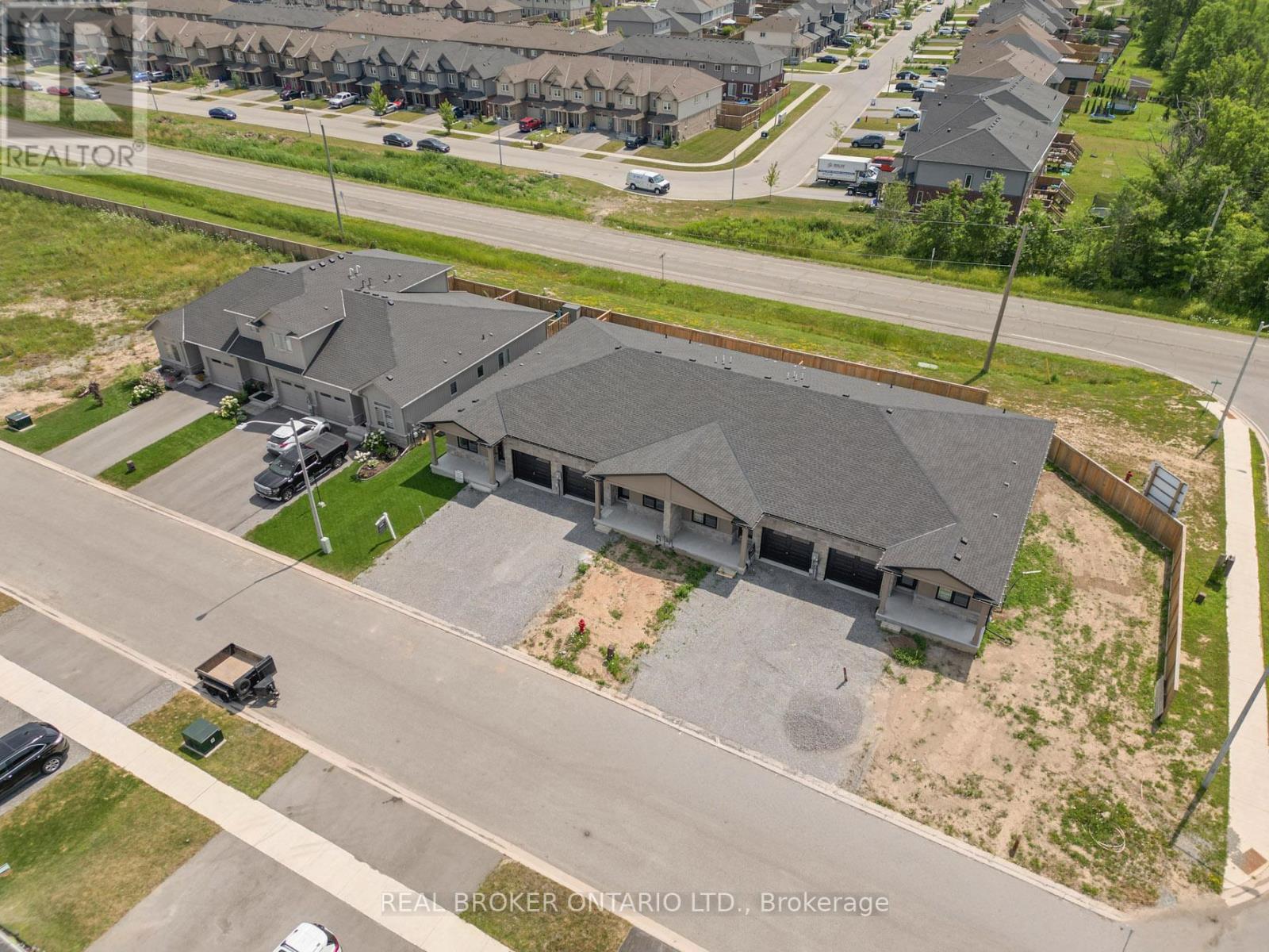 20 AUSTIN DRIVE - Image 34