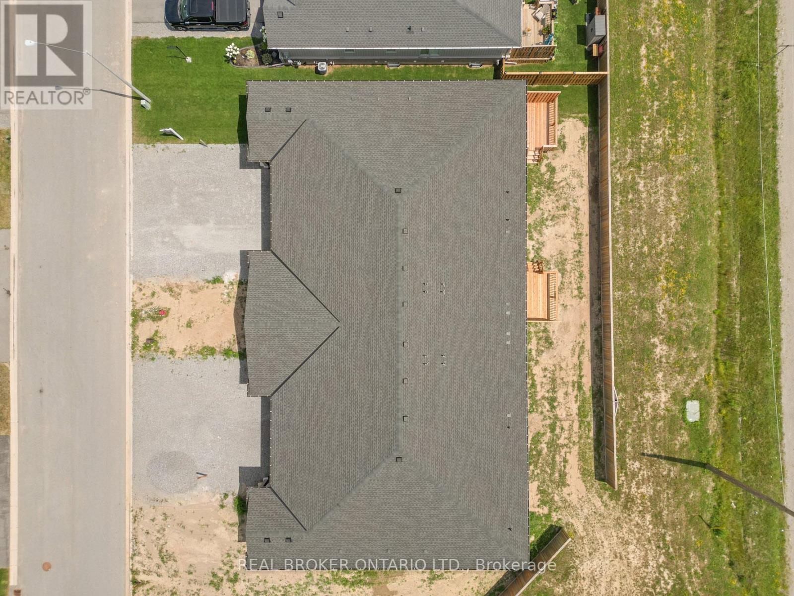 20 AUSTIN DRIVE - Image 36