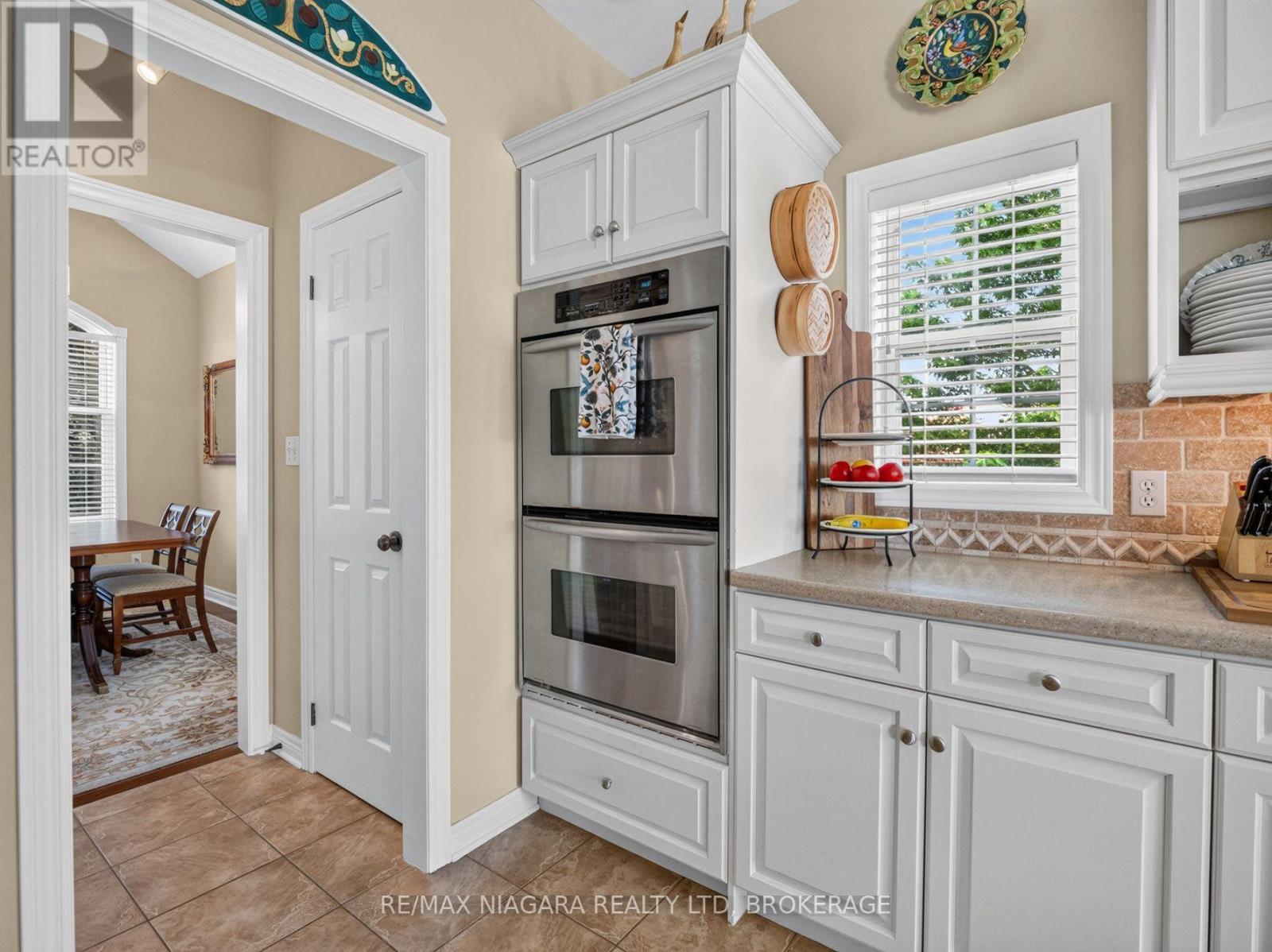 375 JASMINE COURT - 11