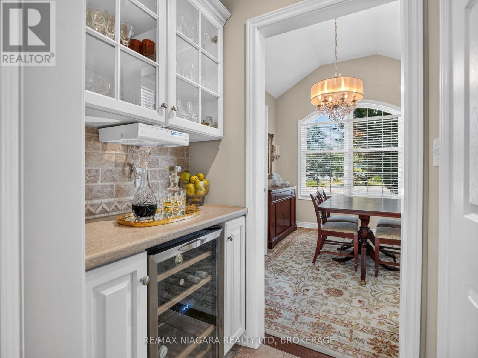 375 JASMINE COURT - 12