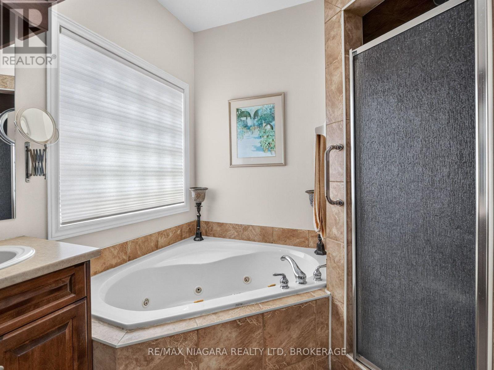 375 JASMINE COURT - 25