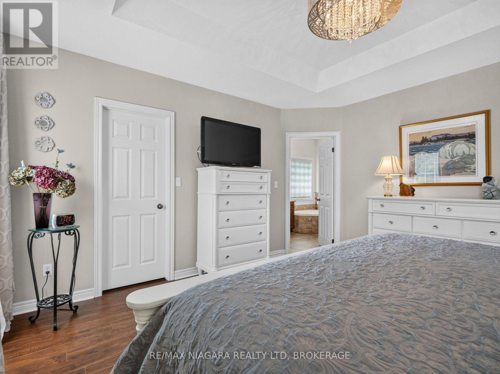375 JASMINE COURT - 26