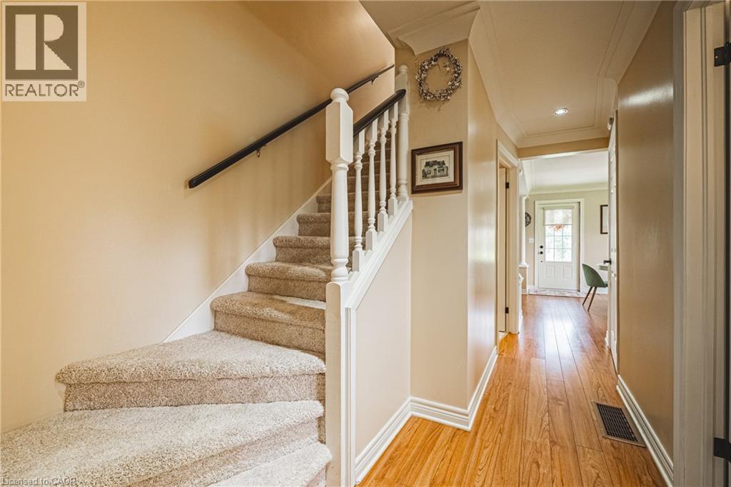 302 FISHERS GLEN Road - Image 21