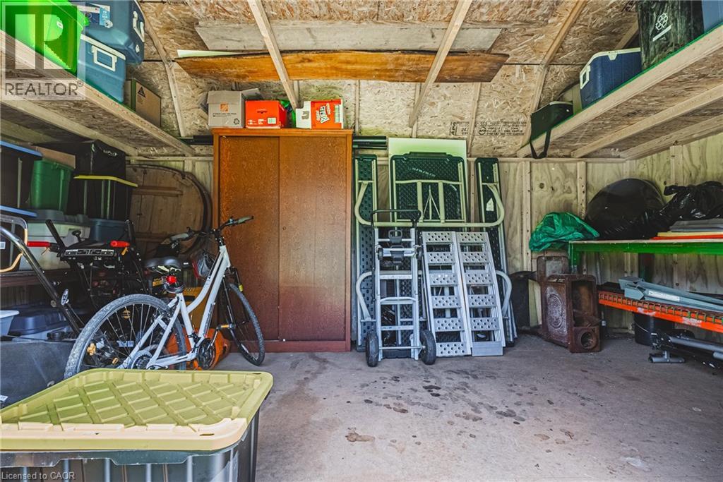 302 FISHERS GLEN Road - 31