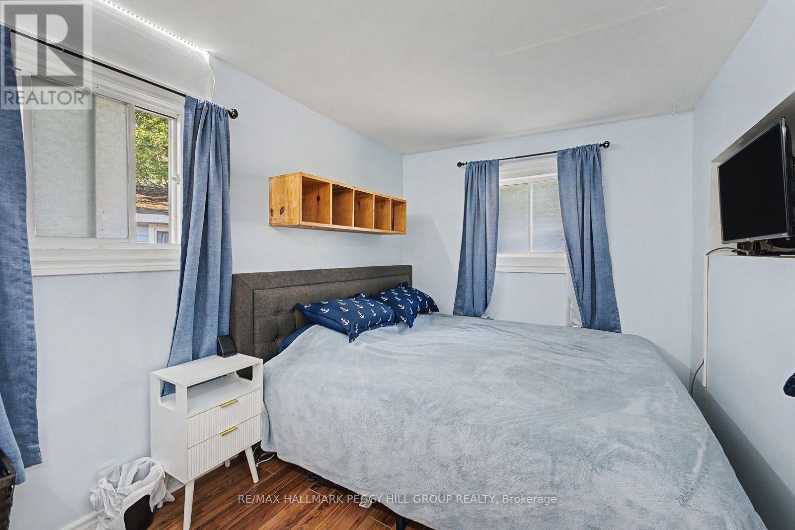 60 LAIDLAW STREET - 7