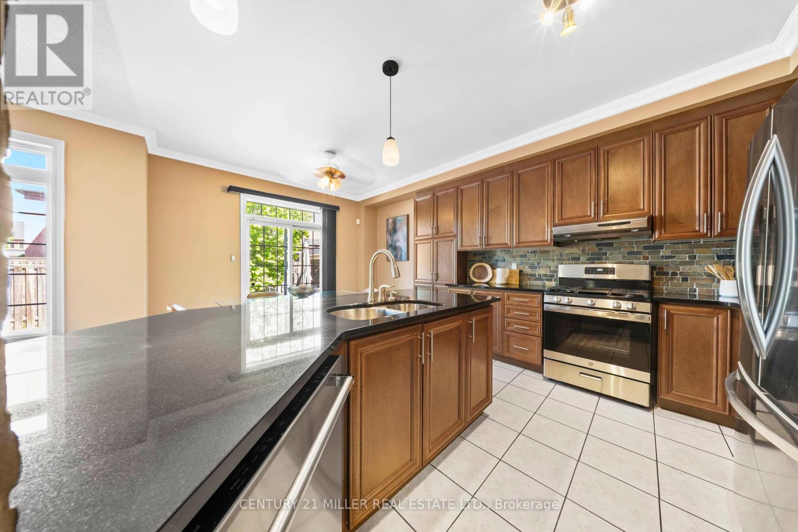 2211 GLENCAIRN ROAD - Image 12