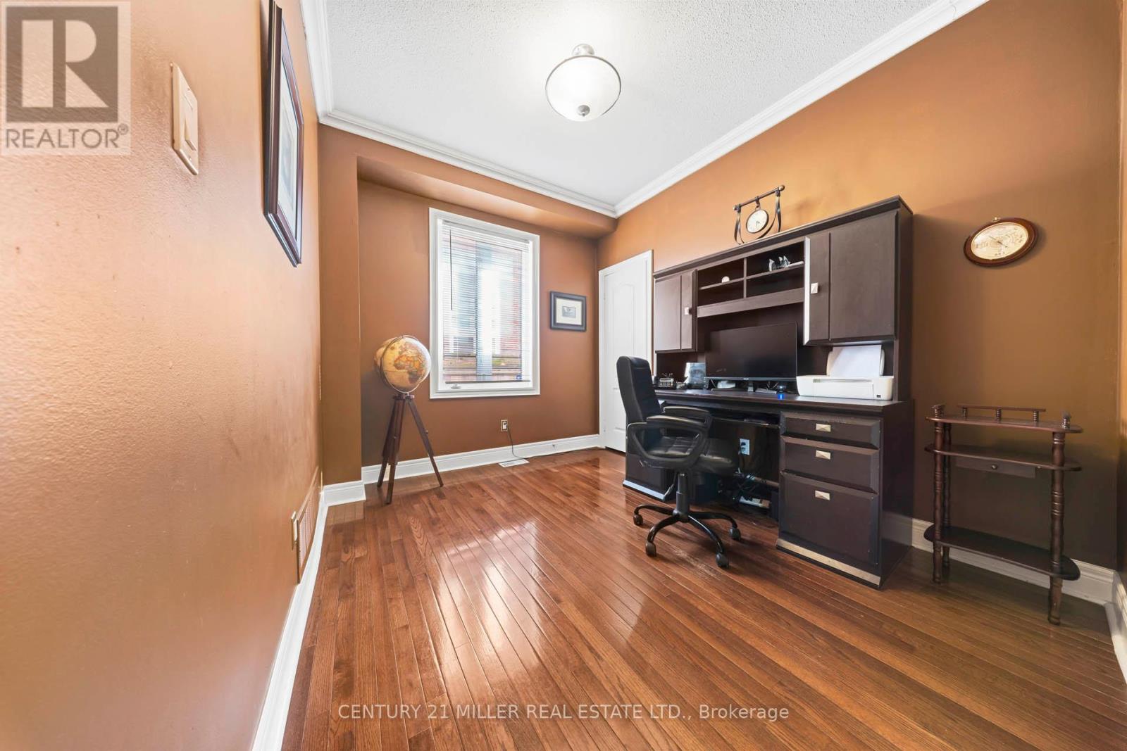 2211 GLENCAIRN ROAD - 20