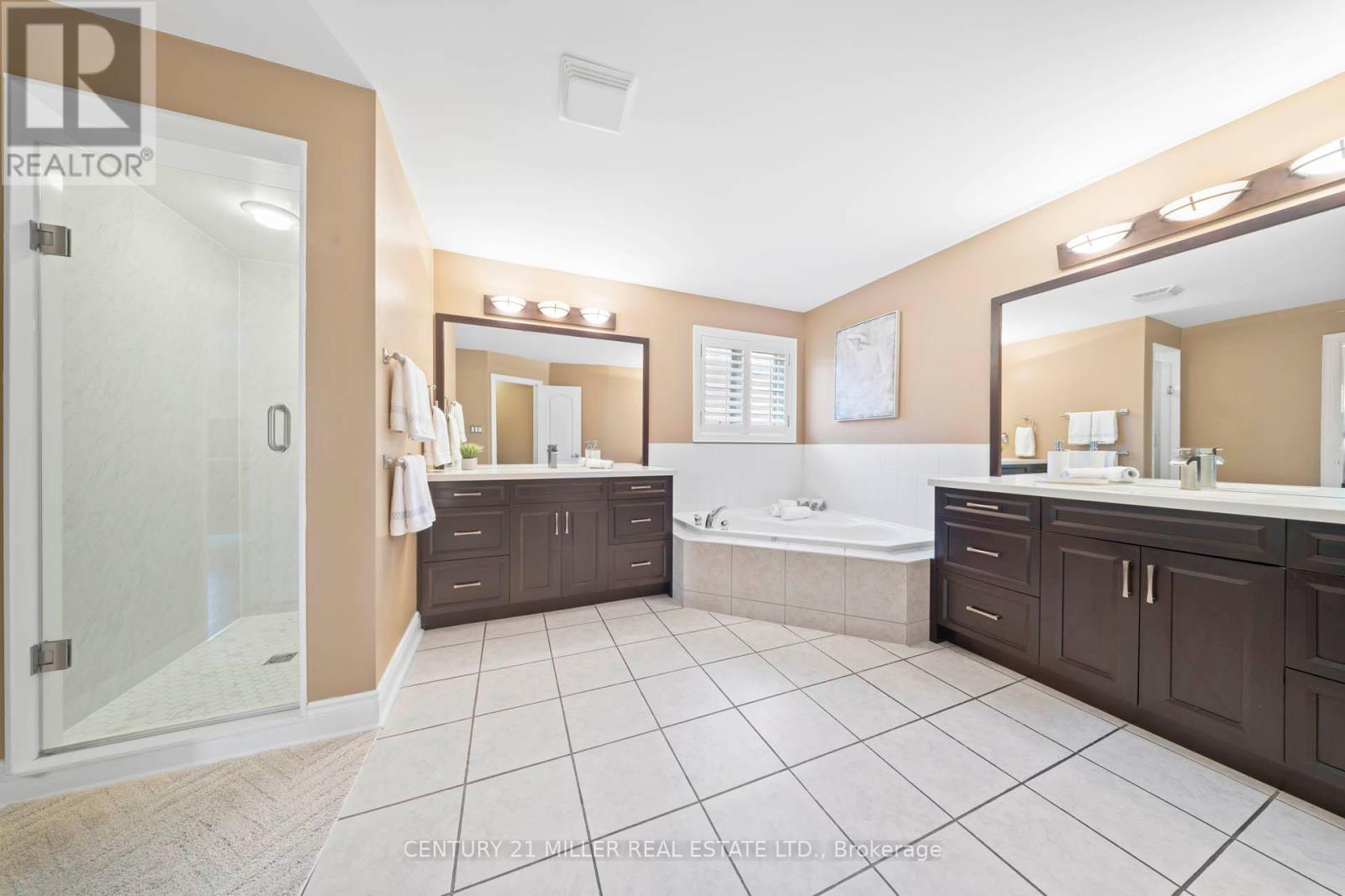 2211 GLENCAIRN ROAD - 25
